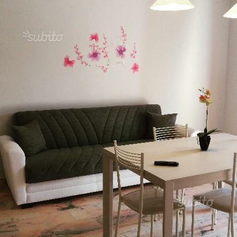 Relax Due Passi Dal Mare Apartment Spadafora Exterior photo